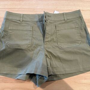 J. Crew Green Shorts NWT 10